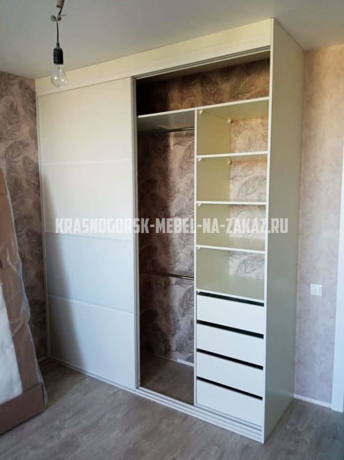 Шкафы на заказ в Красногорске