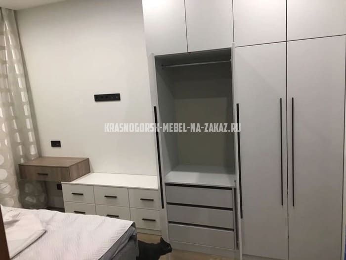 Шкафы на заказ в Красногорске
