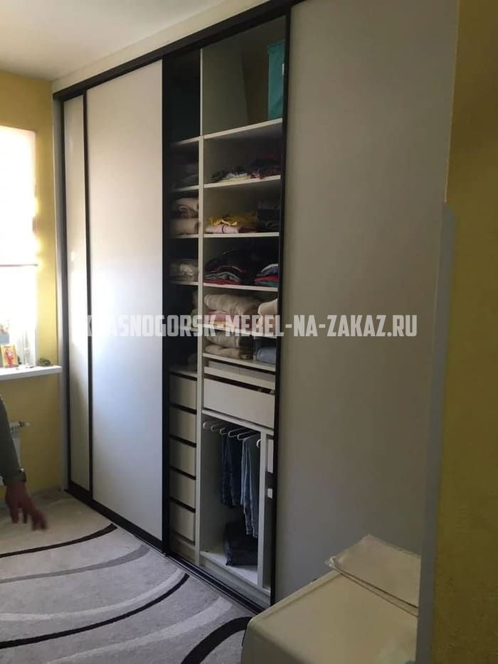 Шкафы на заказ в Красногорске